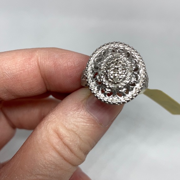 Karis collection Round Diamonds cluster w/Platinum over Bond Brass ring J-27 - Picture 4 of 8